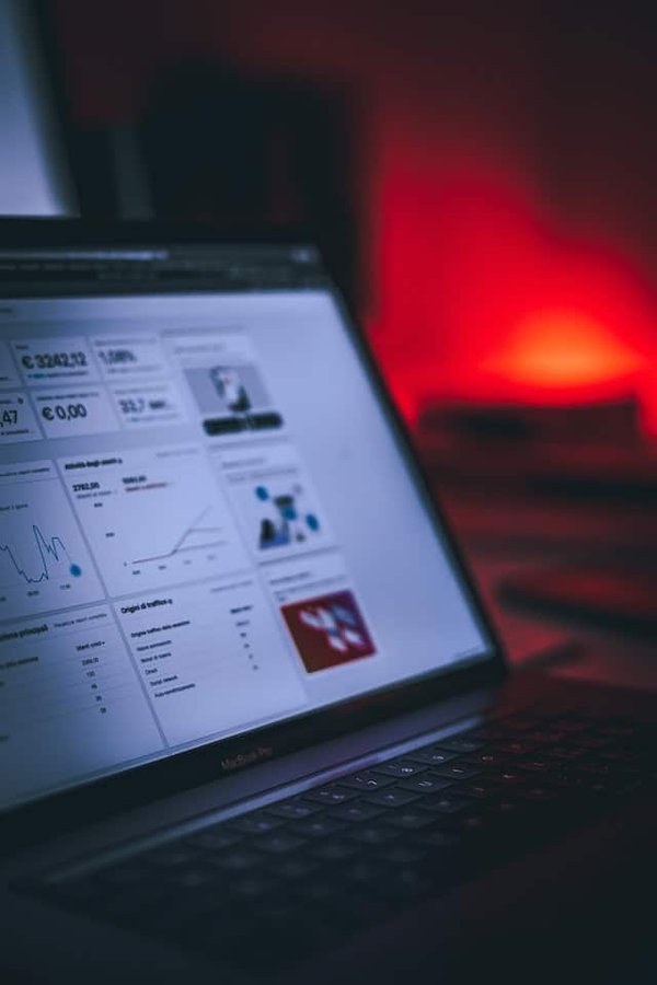 How Can Reading Law Firms Enhance Their Client Retention Rates Using Client Management Software?